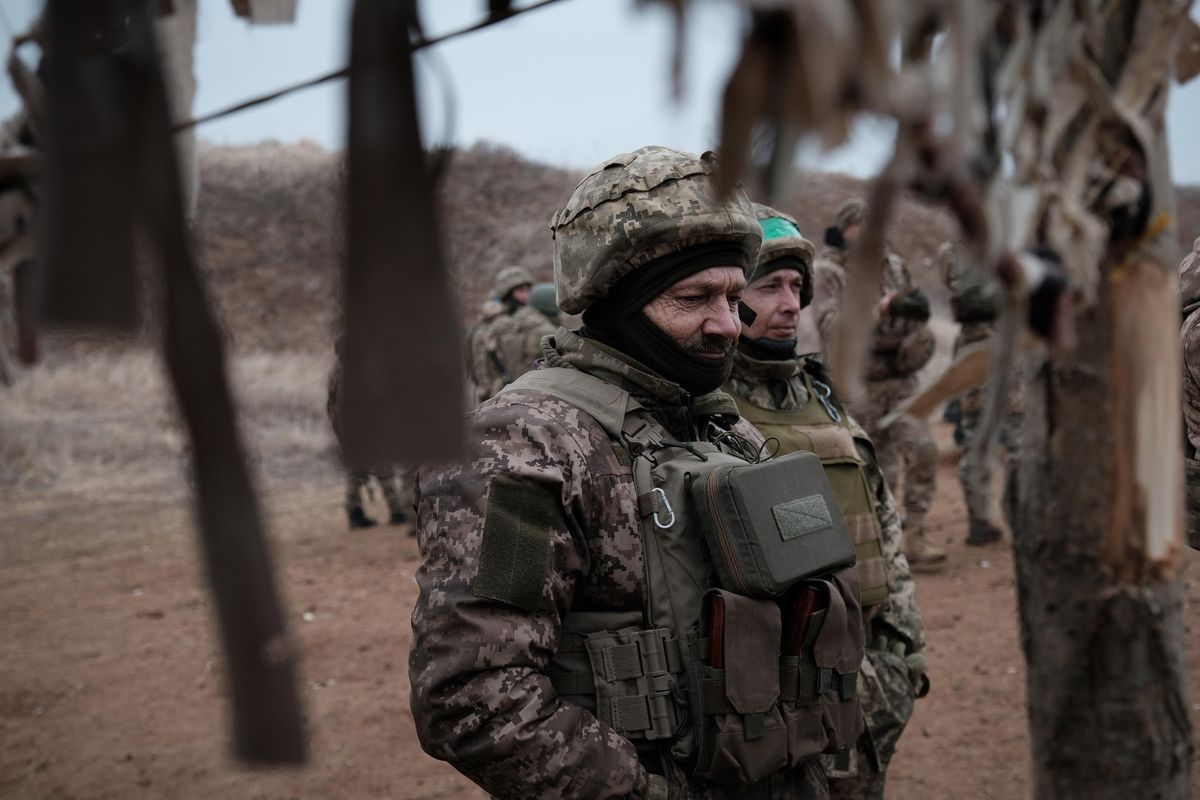 Biden ha (s)finito gli ucraini: «Aumentate di sei volte le fughe di soldati dal fronte»