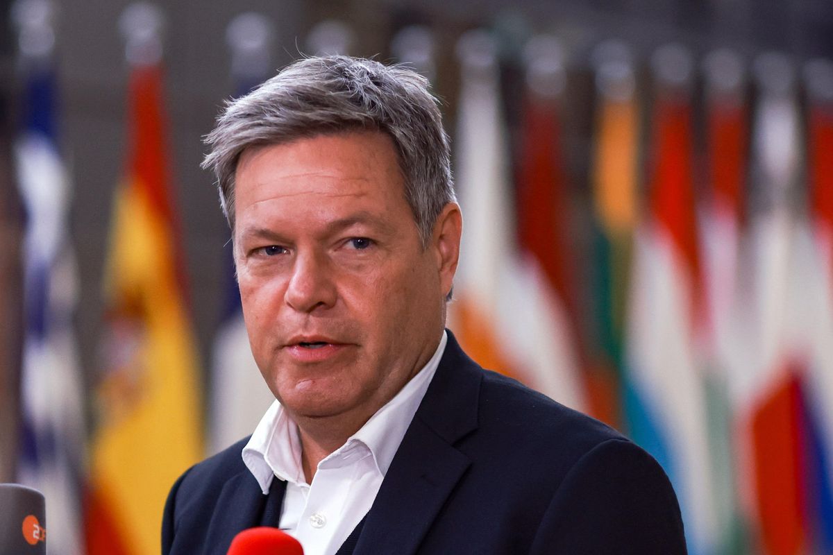 Parigi e Berlino ora seguono Roma per frenare sulle auto elettriche