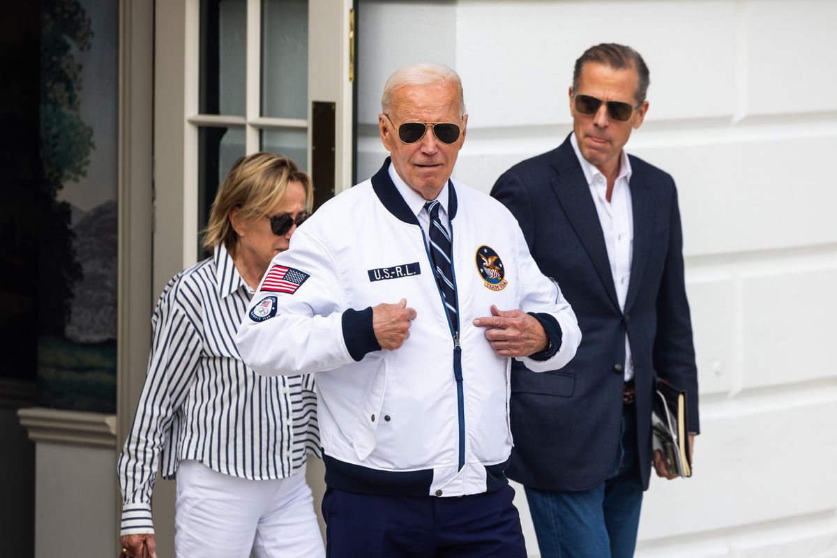 Ultima figuraccia di Biden: si rimangia la parola e concede la grazia al figlio