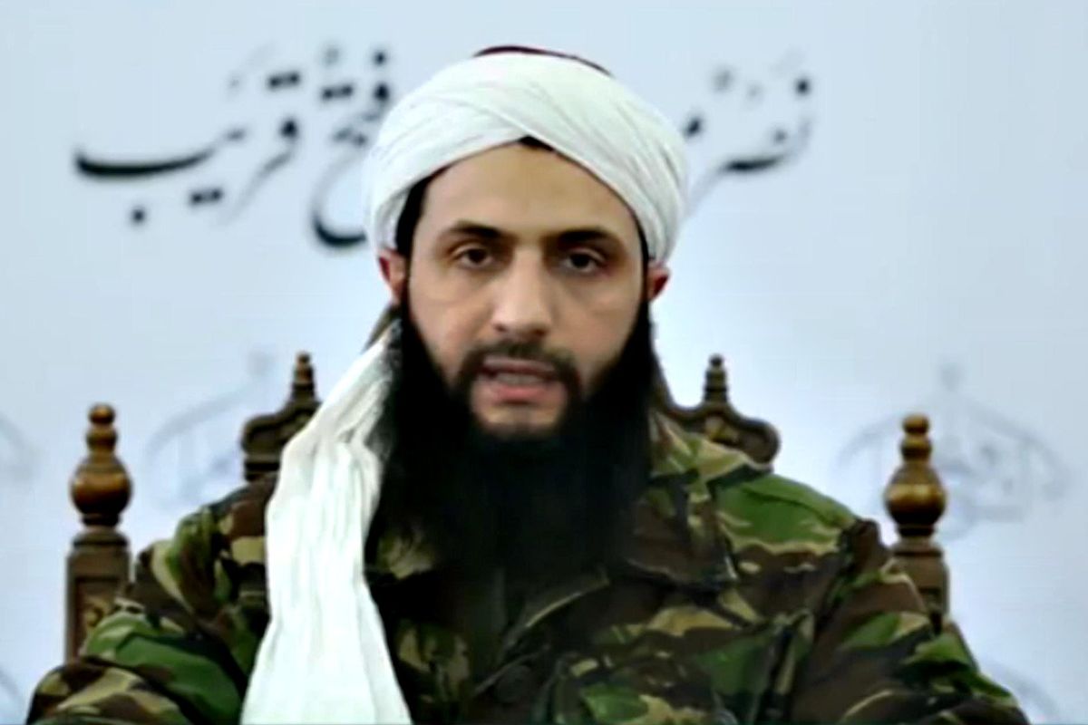 I media si inventano la jihad umanitaria e i miliziani ecologisti che salvano le aiuole