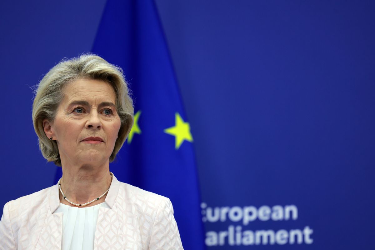 Per l’Ue gli unici migranti cattivi sono russi