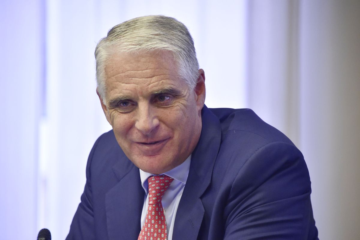 Orcel sfida Berlino e Bpm: avanti su Commerz