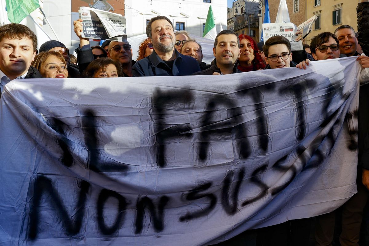 Sinistra e vescovi in lutto per Salvini