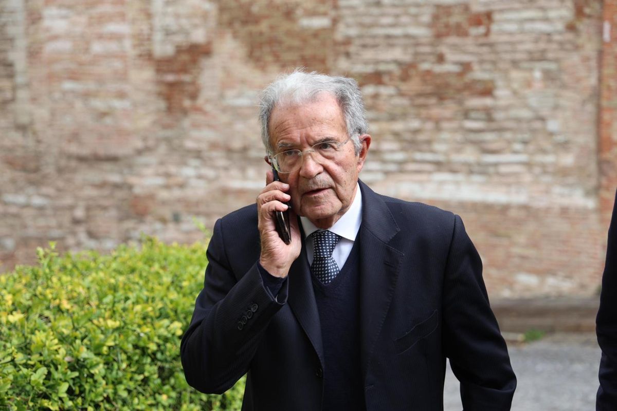 Tra Italia e Ue Prodi sceglie sempre la Cina