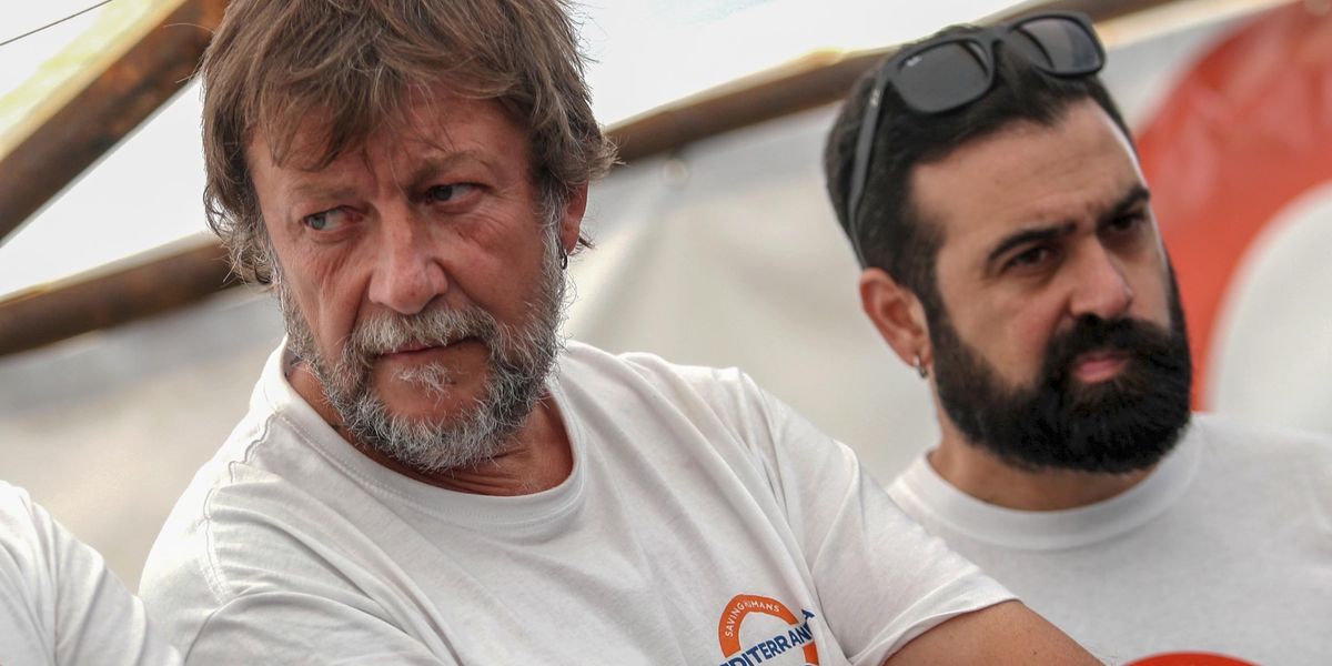 Ecco il braccio armato di vescovi e dem, Casarini: «Metteremo in mare più navi»