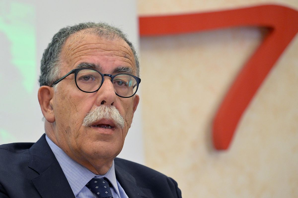 Caro Ruotolo, la coerenza le fa un... baffo