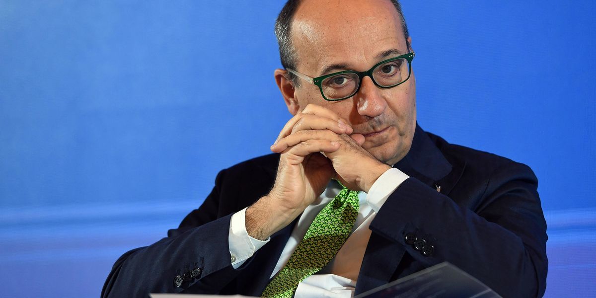 «Con i nostri risparmi Draghi vuol finanziare l’industria tedesca»