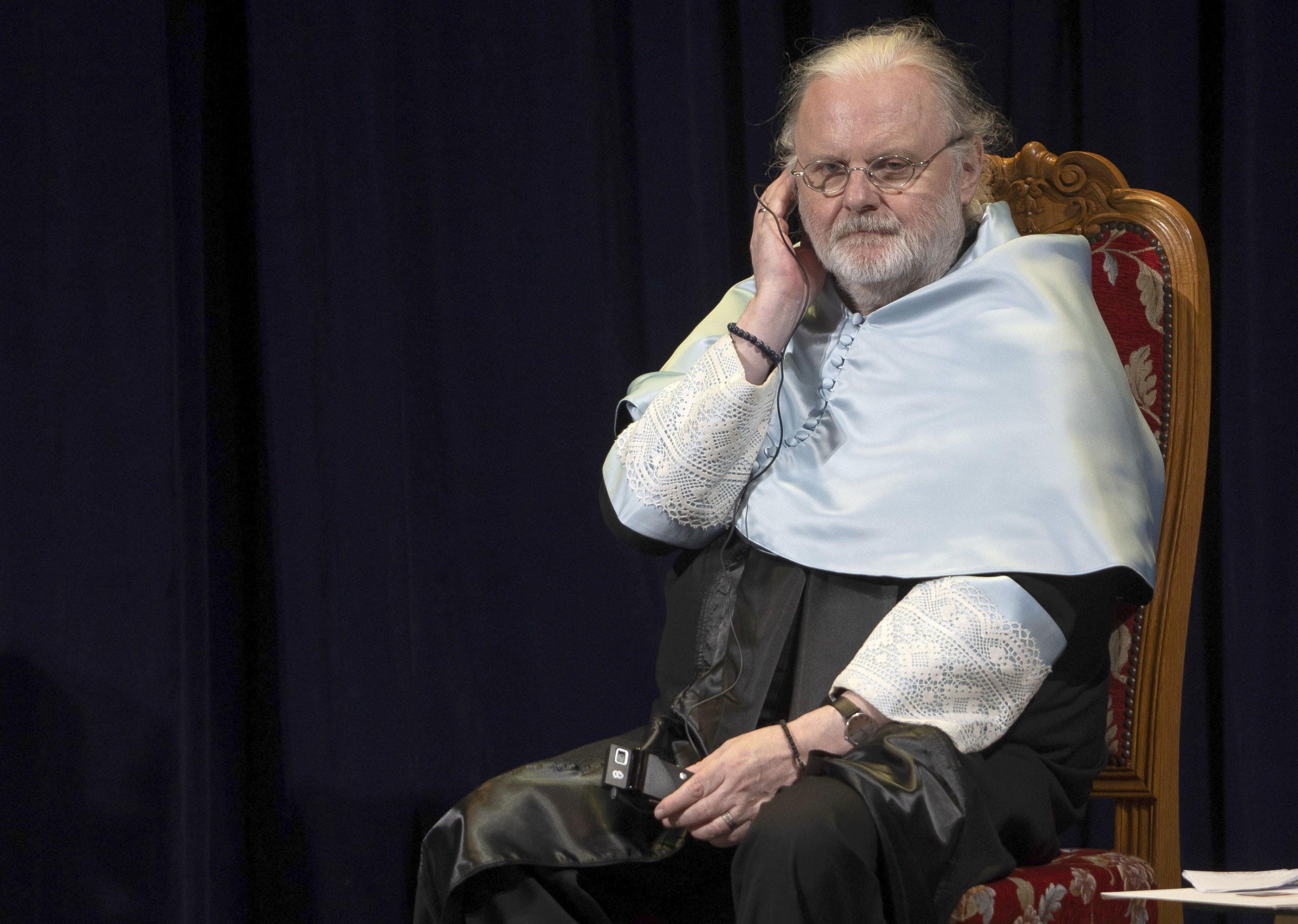 Il Nobel: «Convertirsi è la cosa più ribelle»