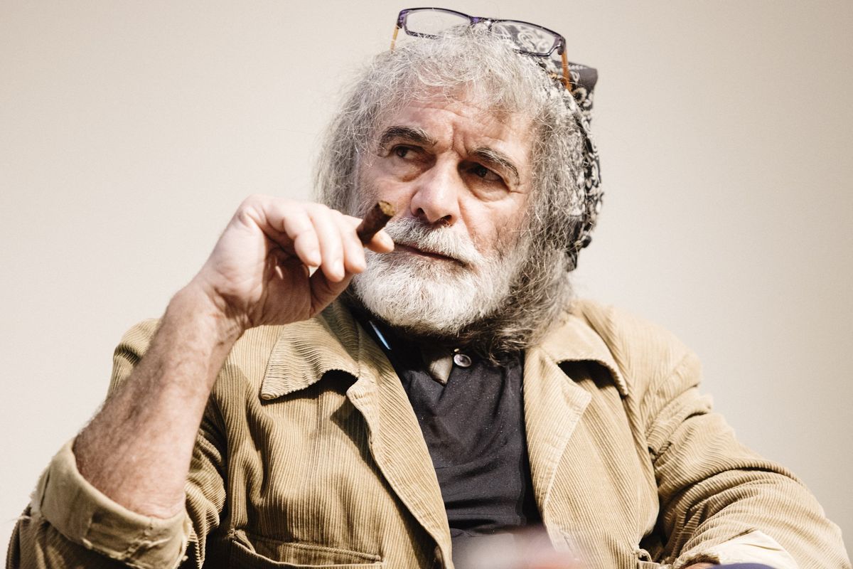 Corona senza freni sulle punture coatte: «Obbligo dittatoriale che mi ha rovinato»