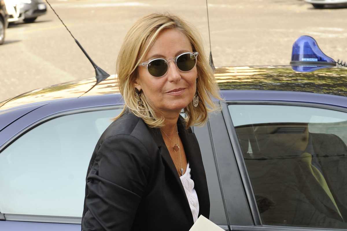 Si apre il totonomi sul successore: Gabriella Alemanno, Alesse, Carbone