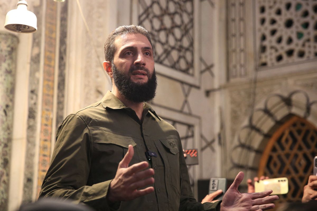Al «moderato» Jolani cade la maschera: polizia morale in Siria e sharia con la forza