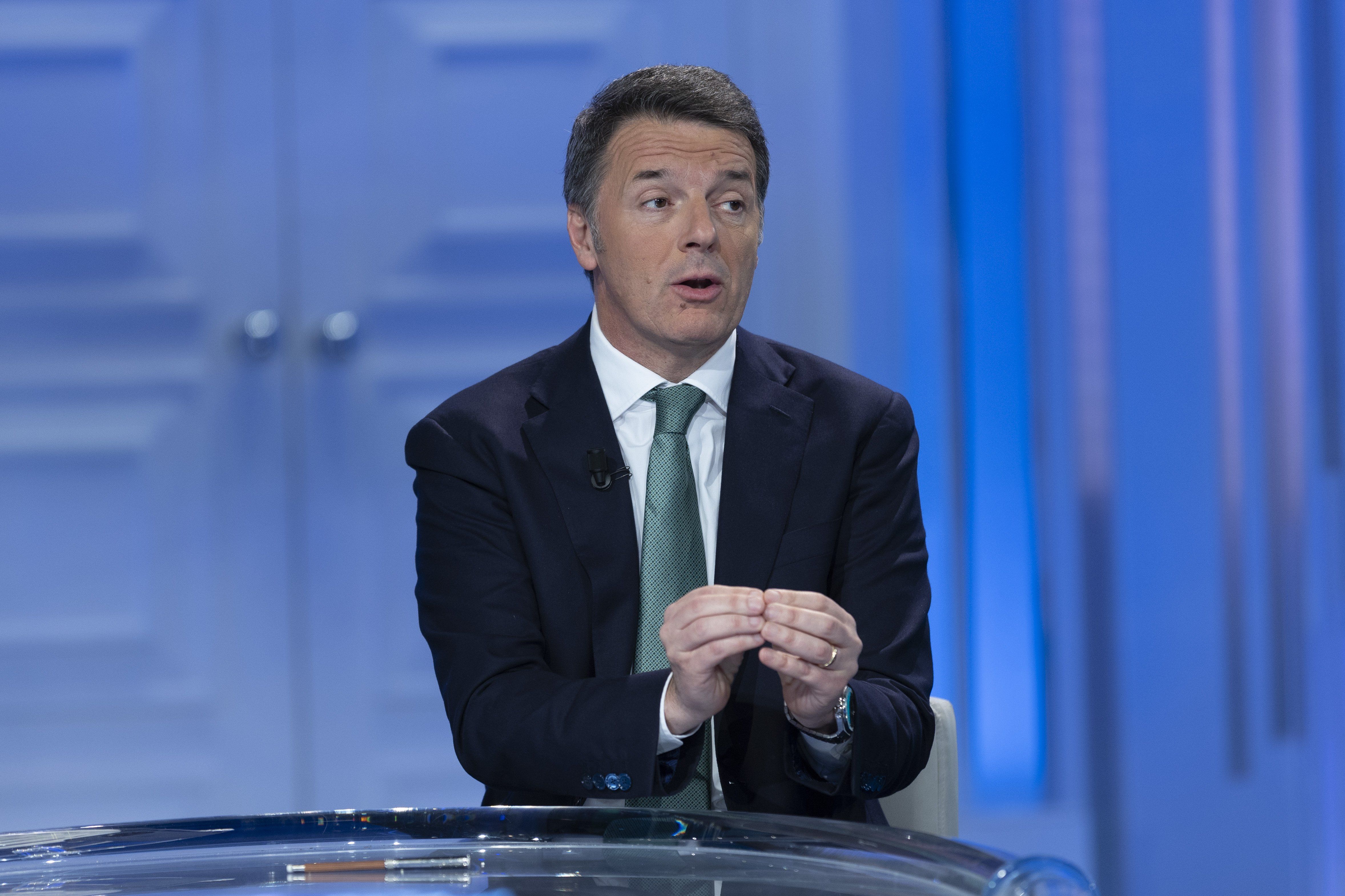 Nuovo centro, Renzi è nervosetto. Pizzini al Pd sull’appoggio al governo
