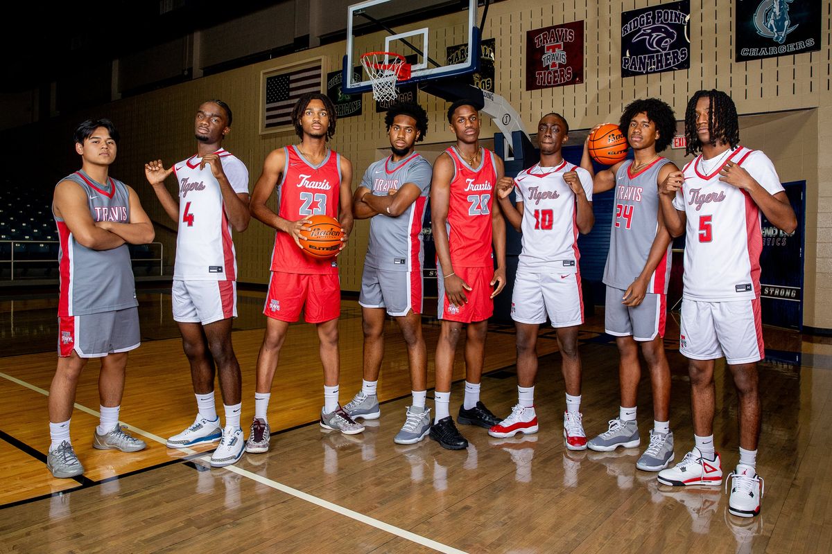 THE STATUS: Updated VYPE HOU Basketball Rankings entering district race; Travis, Alief Taylor skyrocket