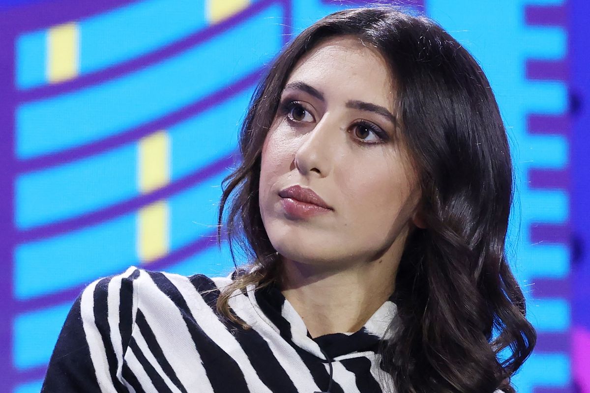 Renzi dalla casa delle vacanze usa il caso Sala contro Meloni