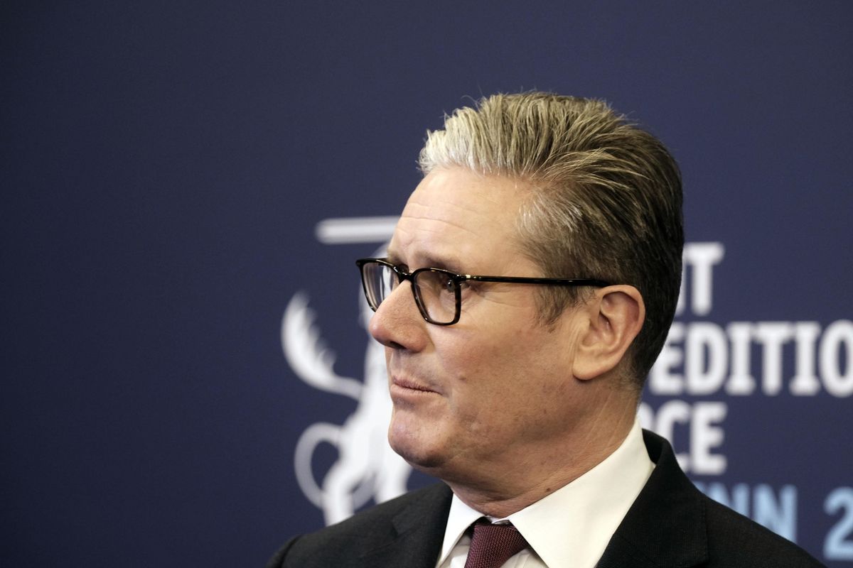 Invece di combattere le gang di pakistani Keir Starmer vuole il reato di islamofobia