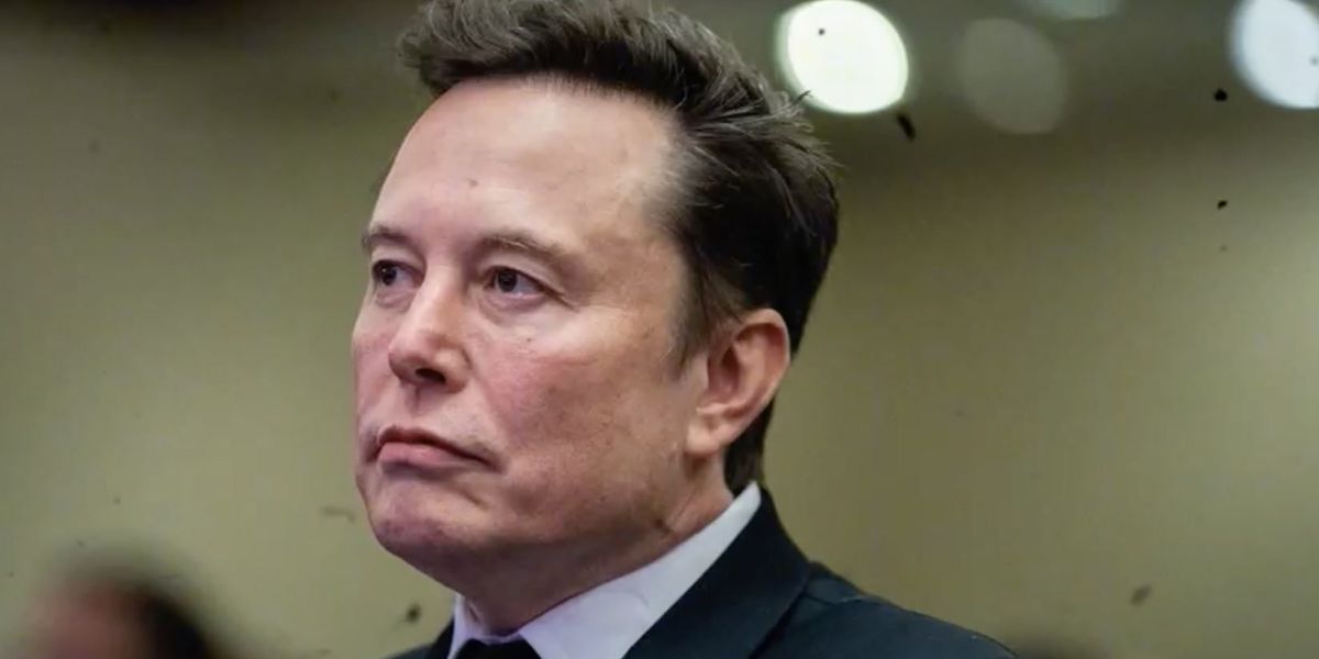 Ecco come quelli che oggi sparano su Musk lo incensavano in passato