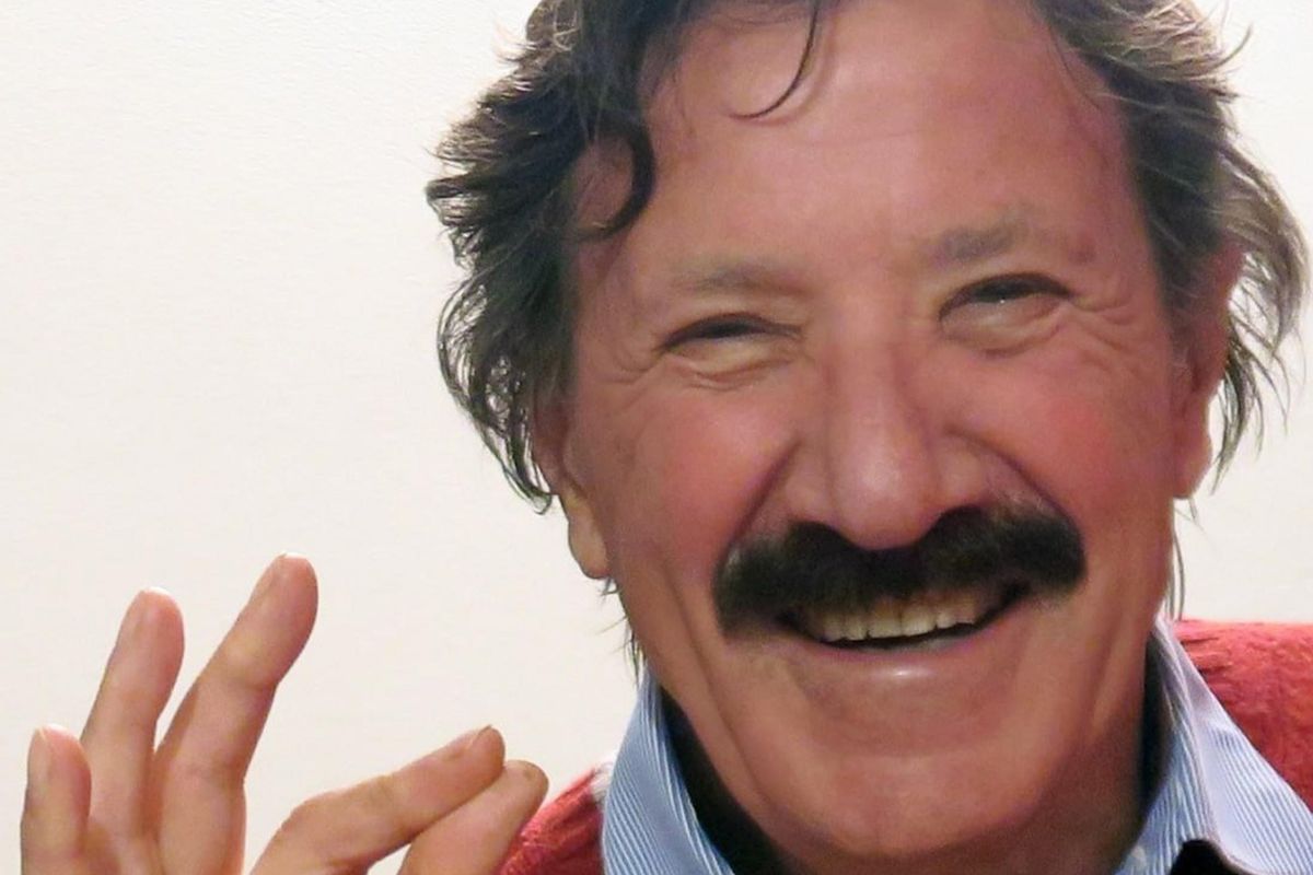 Addio a Cesare Ragazzi, il pre-influencer che «liberò» i calvi sdoganando i parrucchini in tivù