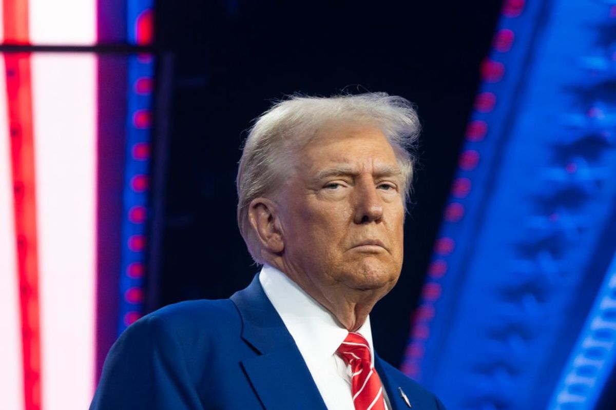 Trump chiede di congelare la legge sul bando di Tiktok negli Stati Uniti