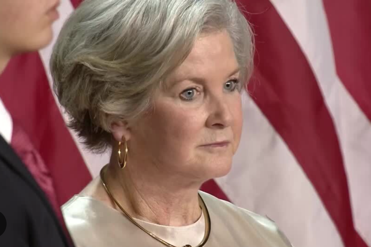 Top Trump Staffer Warns Nominees To Refrain From Social Media Posting