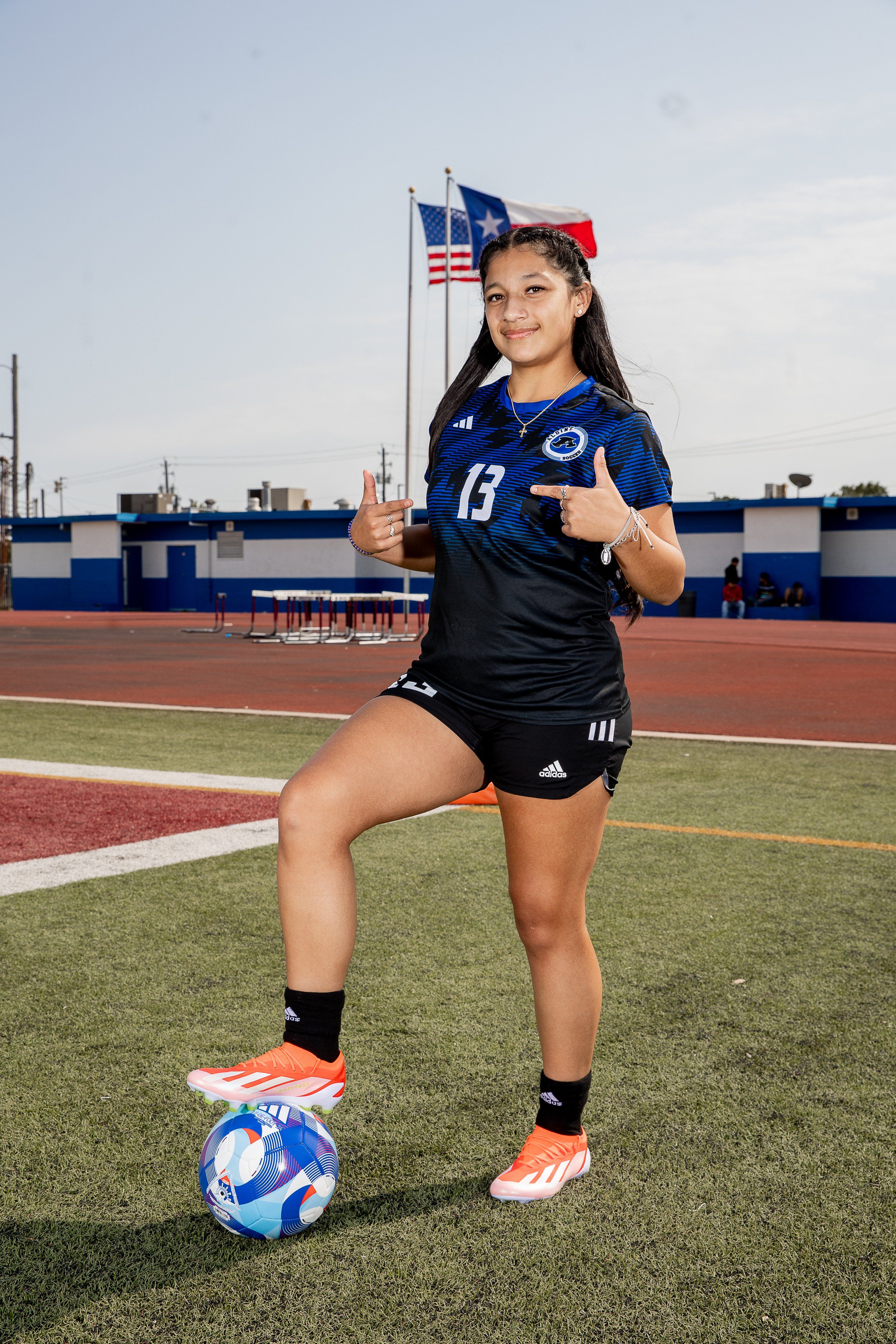 HUSTLIN': Gonzalez is a bona fide star at Aldine