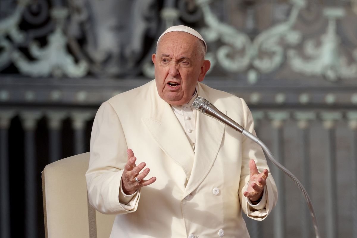 Il Papa fa arrestare i clandestini