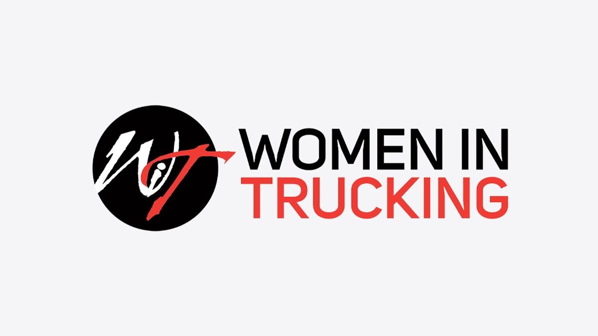 Penske Renews Support of Women In Trucking