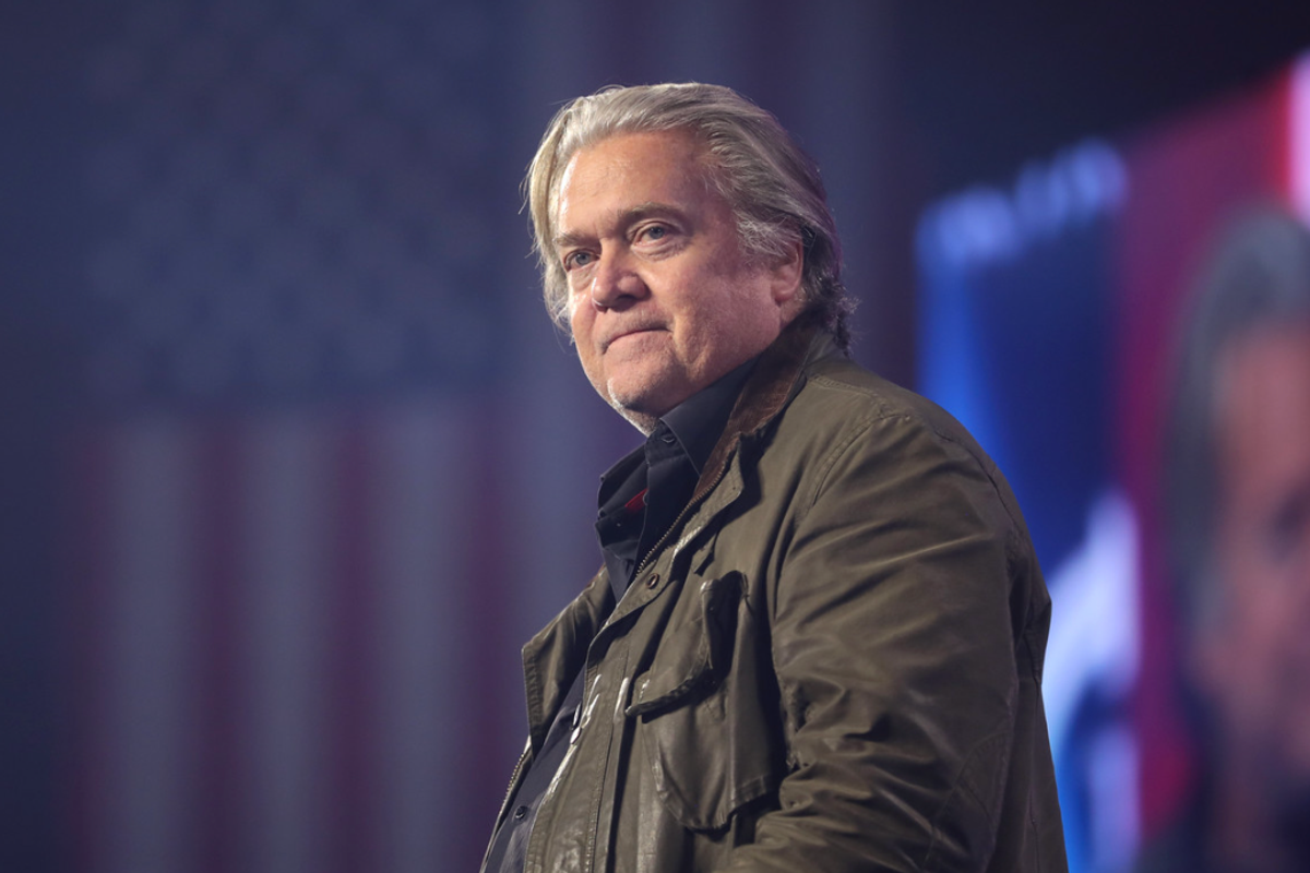 Bannon Urges Trump To Investigate, Defund And Deport Musk