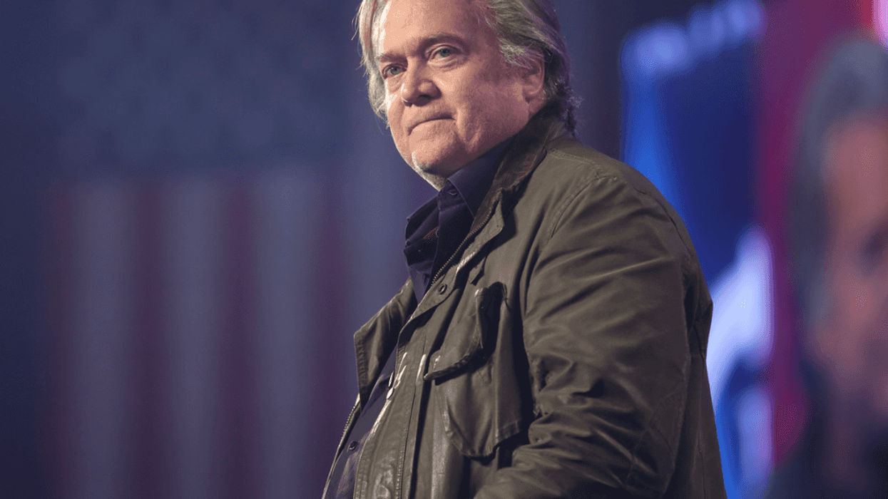 Bannon Urges Trump To Investigate, Defund And Deport Musk