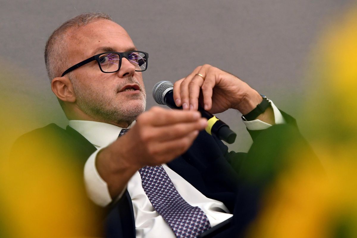 È nato il nuovo partito delle tasse. Ruffini predica, benedice Mortadella