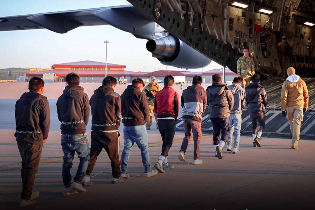 Si parte, via ai primi cargo di espulsi dagli Usa