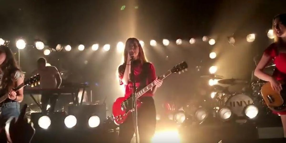 Watch Haim Perform Two New Songs, and A Prince Tribute