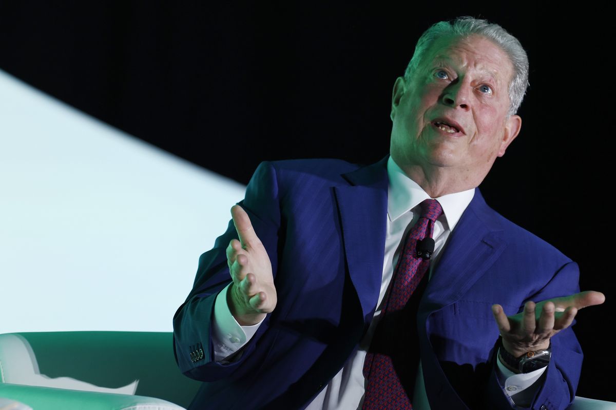 Decenni di profezie verdi smentite. E ora pure Tusk lancia il contrordine