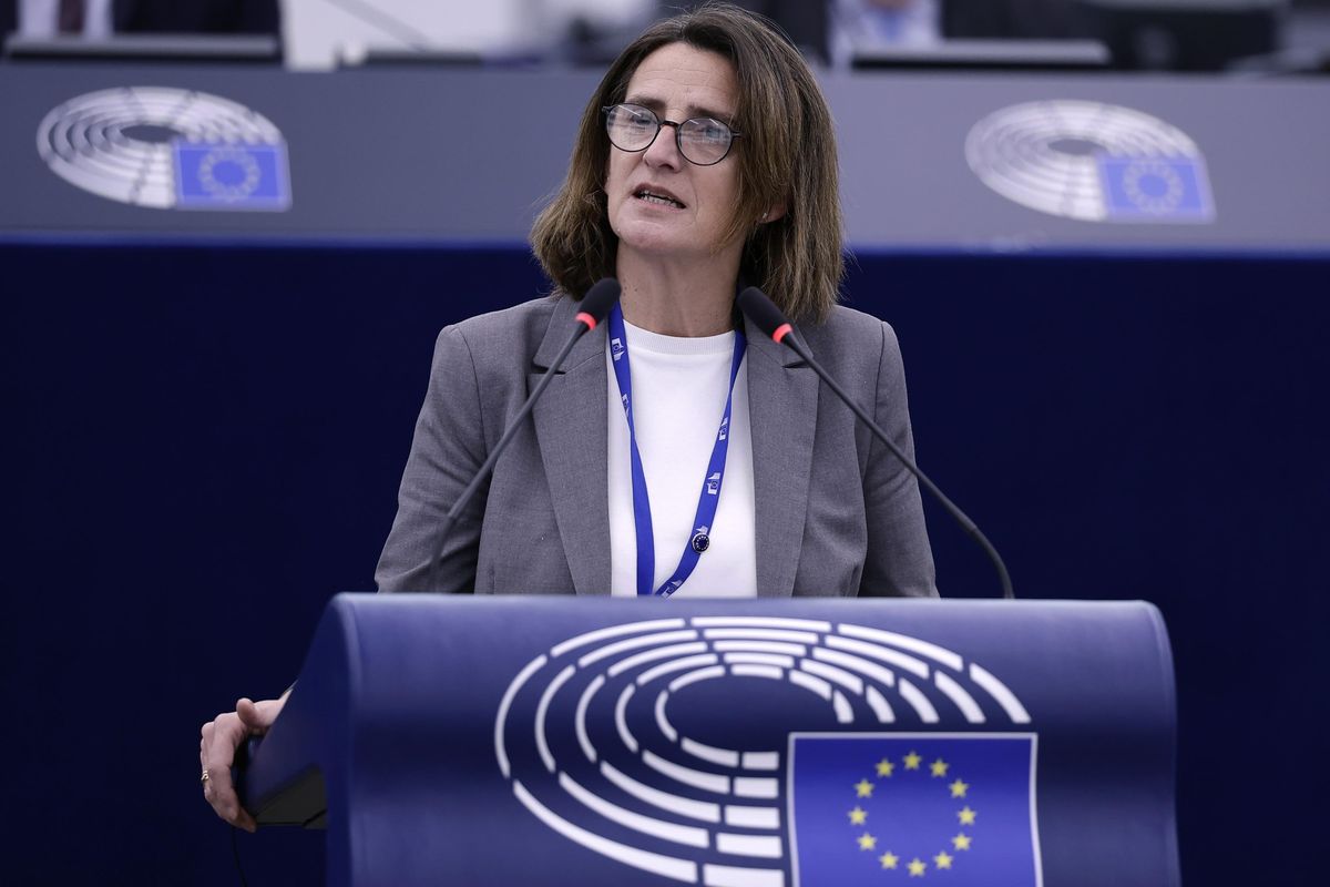 Ma l’Ue continua a correre verso il muro