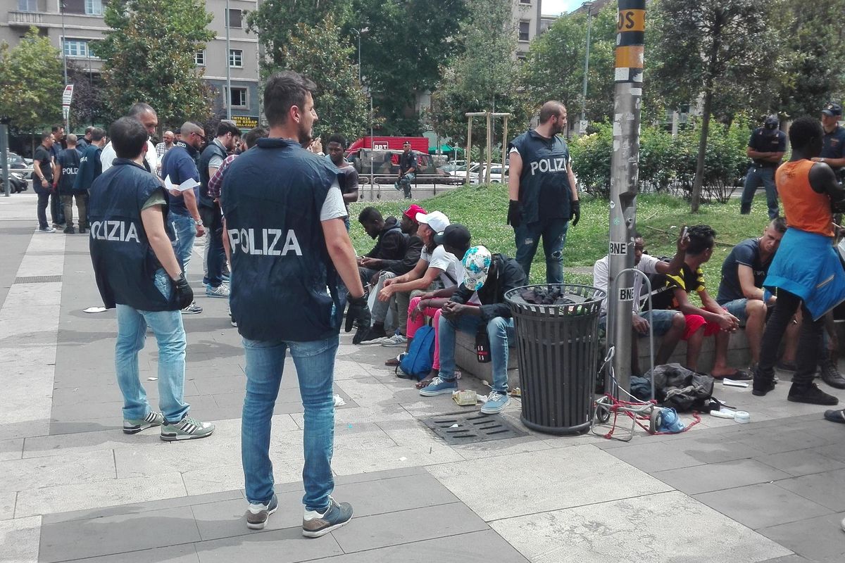 Pugnalare i bambini è la nuova normalità?