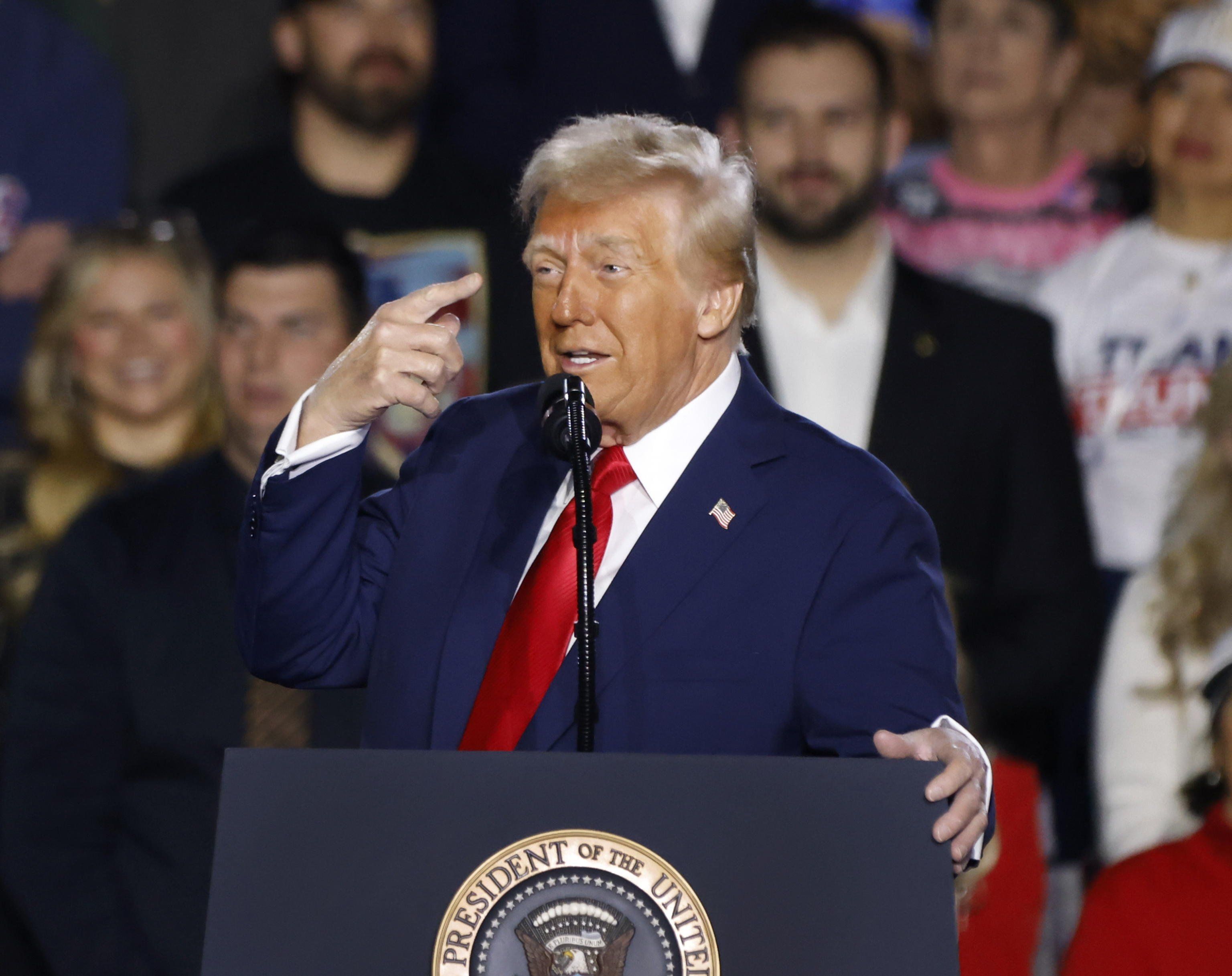 «Con Trump, l'Italia può aumentare la propria influenza nella Nato». Parla Calovini