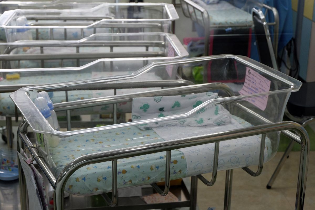 Denatalità e ideologie affondano l’Occidente. Gli Usa l’hanno capito, adesso tocca a noi