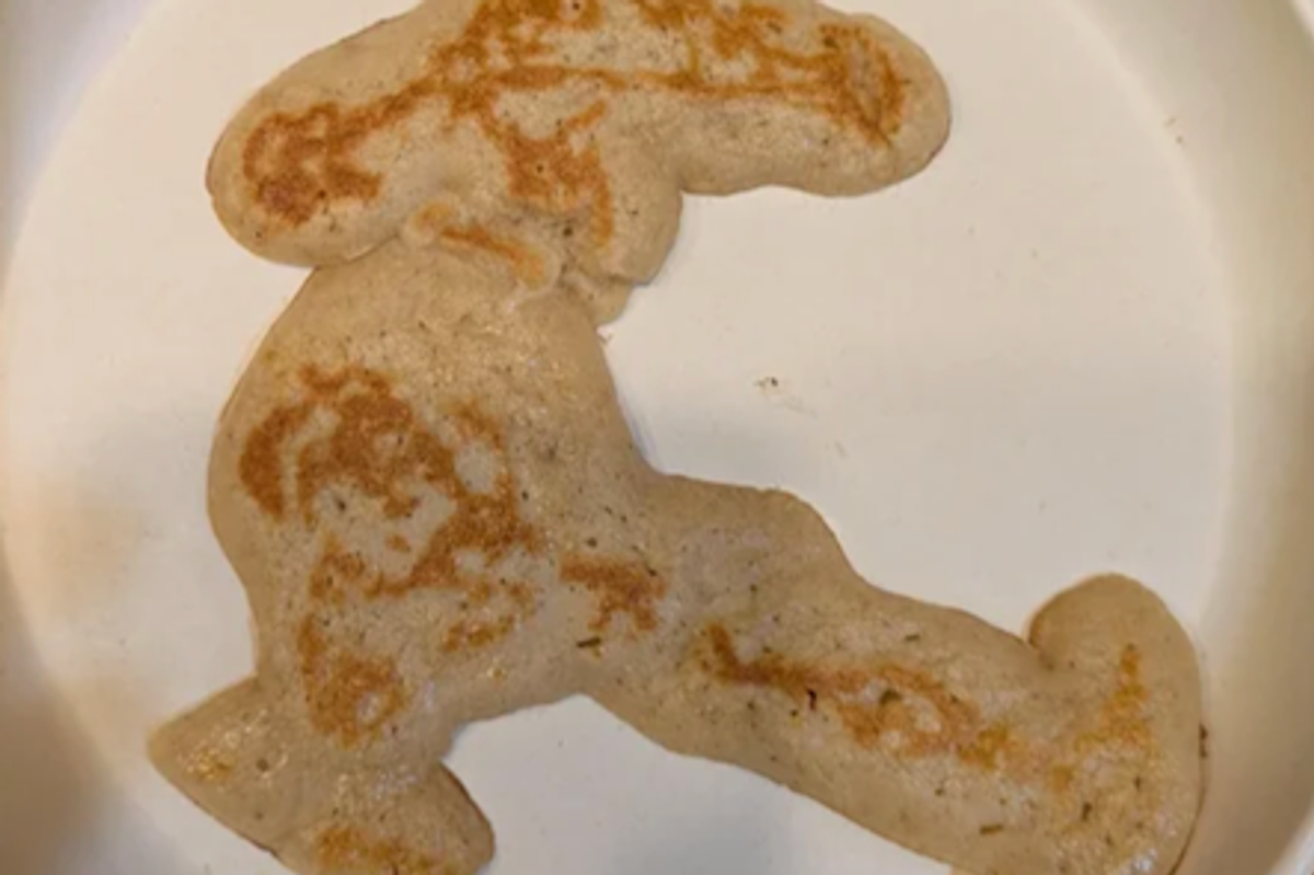 An attempt at a helicopter-shaped pancake