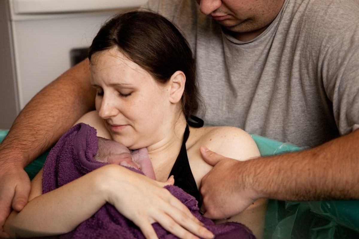 birth; child birth; motherhood; giving birth; labor pause; newborn