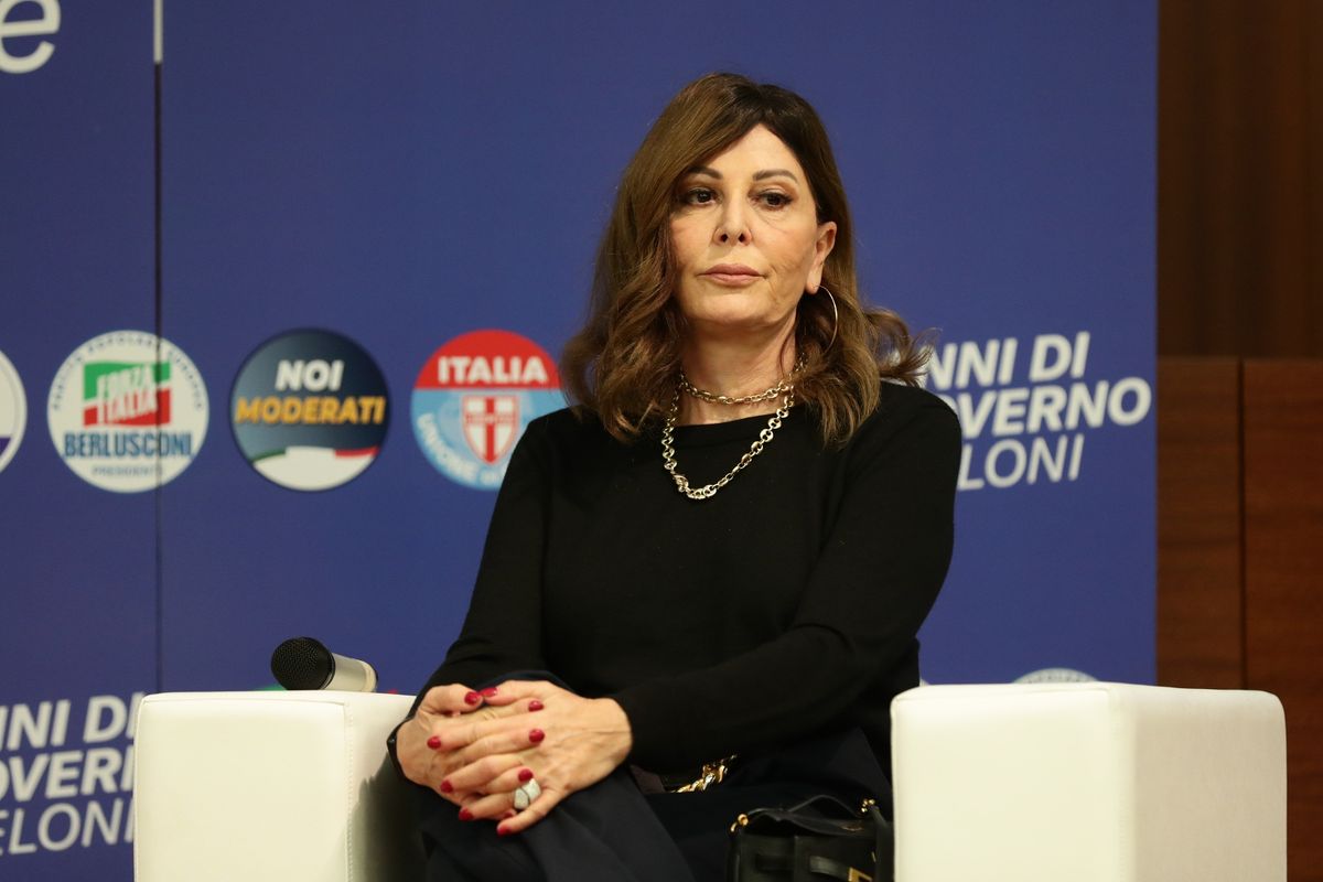 Santanchè sempre più isolata. E spunta Zan