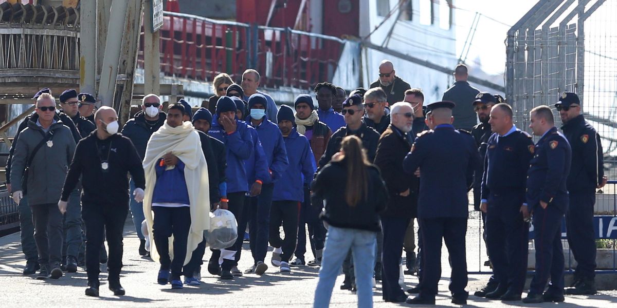 Guerra totale governo giudici. Di nuovo bloccate le espulsioni