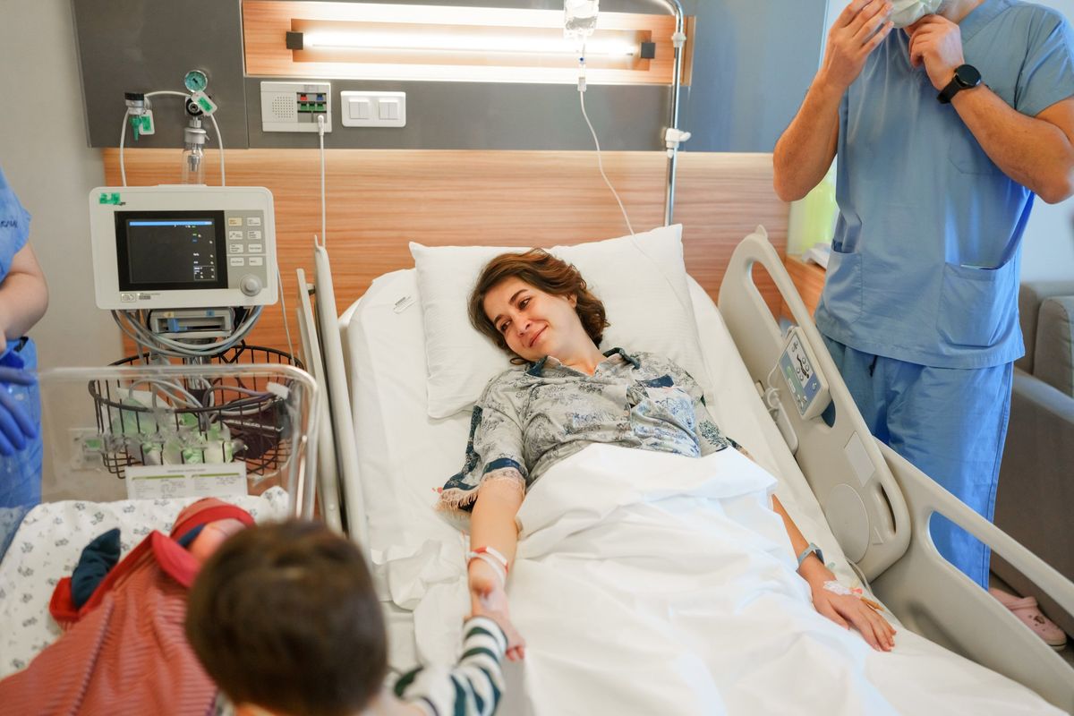 Nasciamo donne, diventiamo madri: abbiamo diritto a un parto sereno