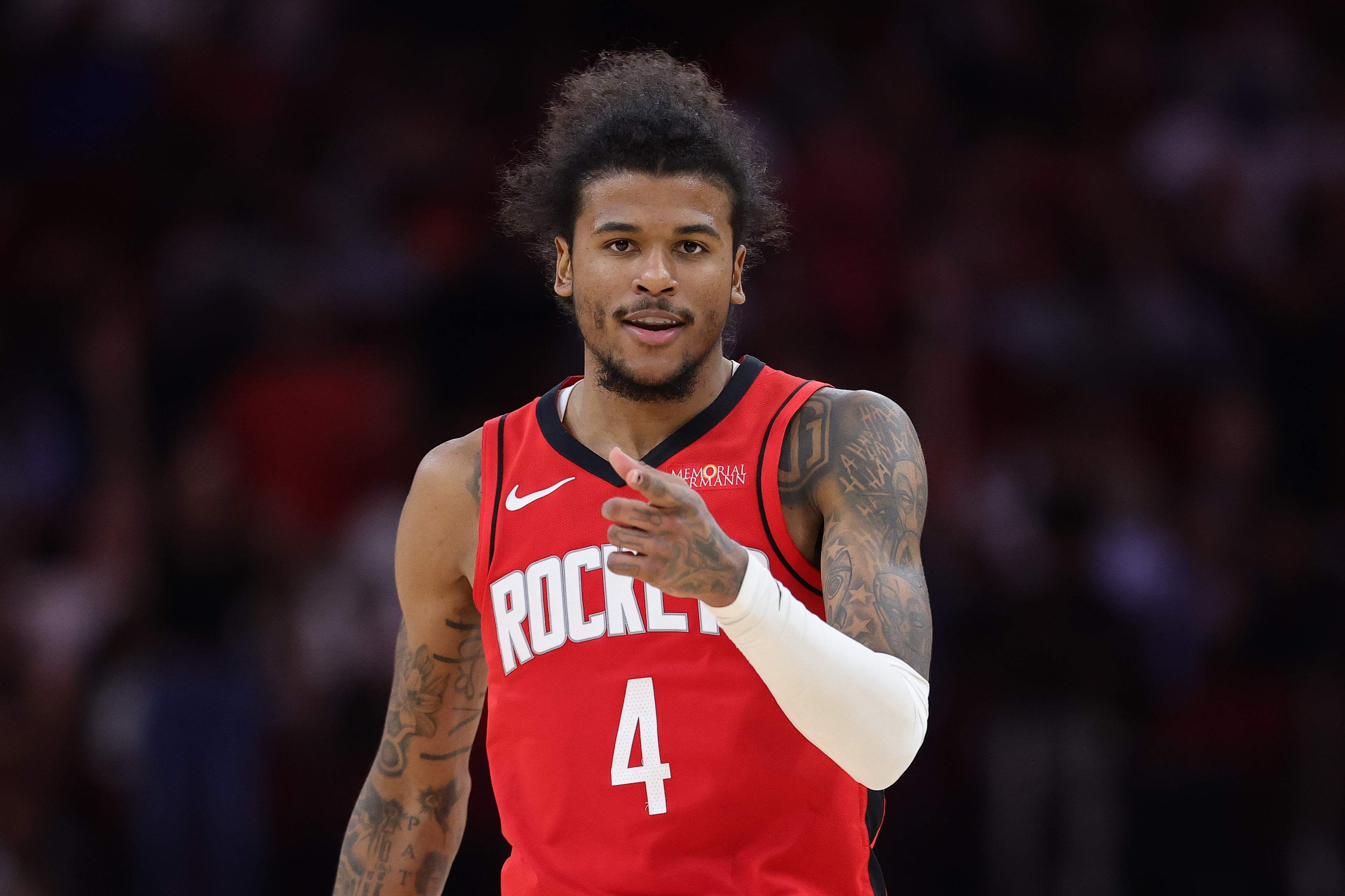 Rockets snap a six-game skid with win over the Raptors