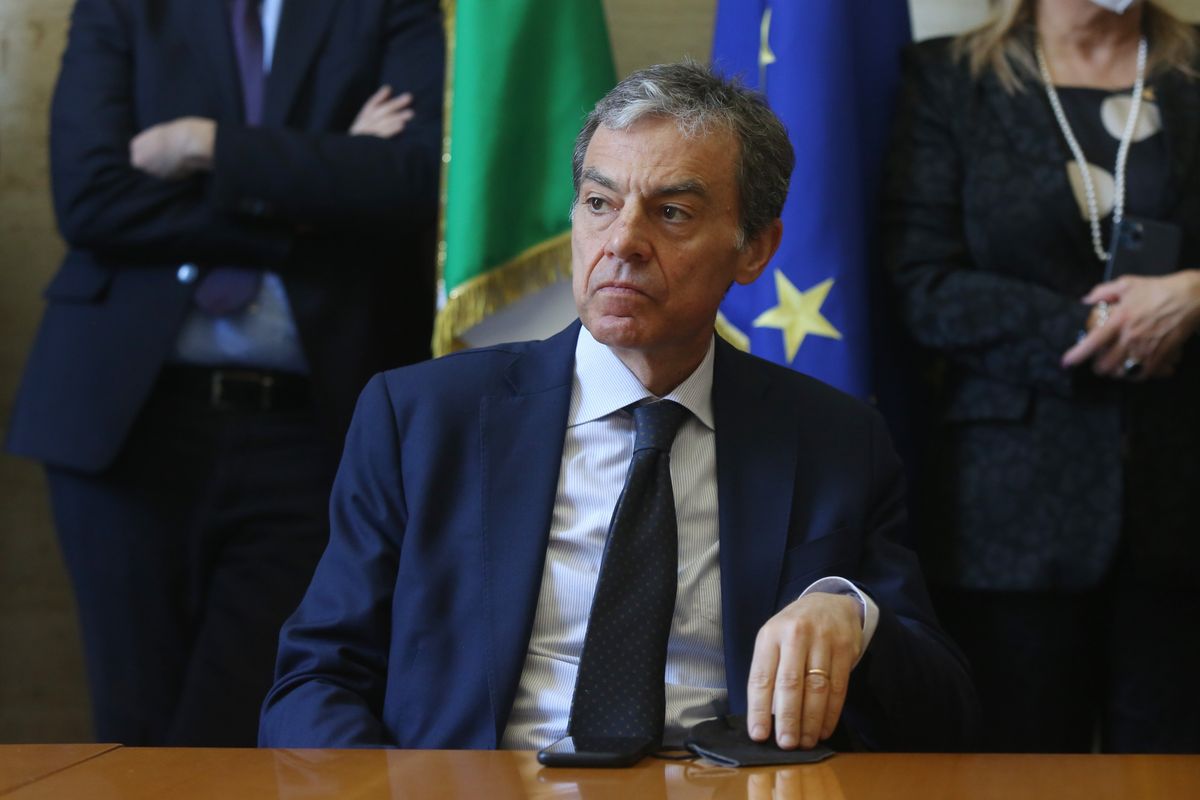 L’uomo della Meloni dagli 007 privati per sapere delle spiate ai suoi danni