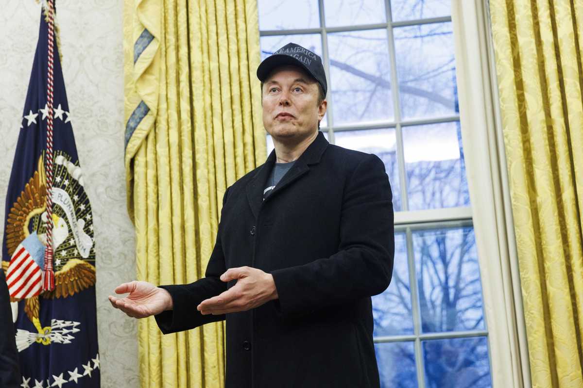 Musk «stana» Fema: fondi per i disastri dirottati ai migranti