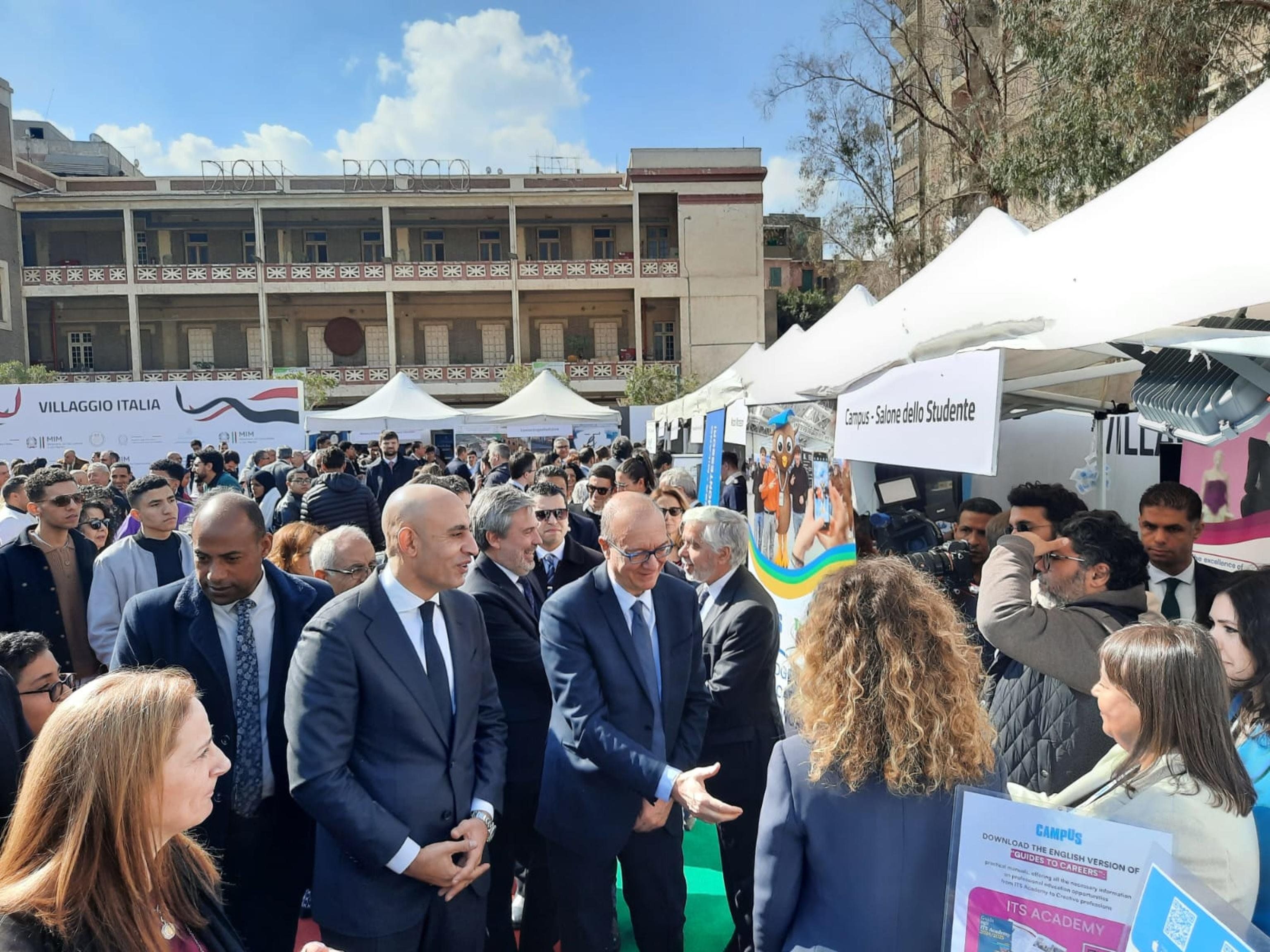 Valditara inaugura il “Villaggio Italia” al Cairo