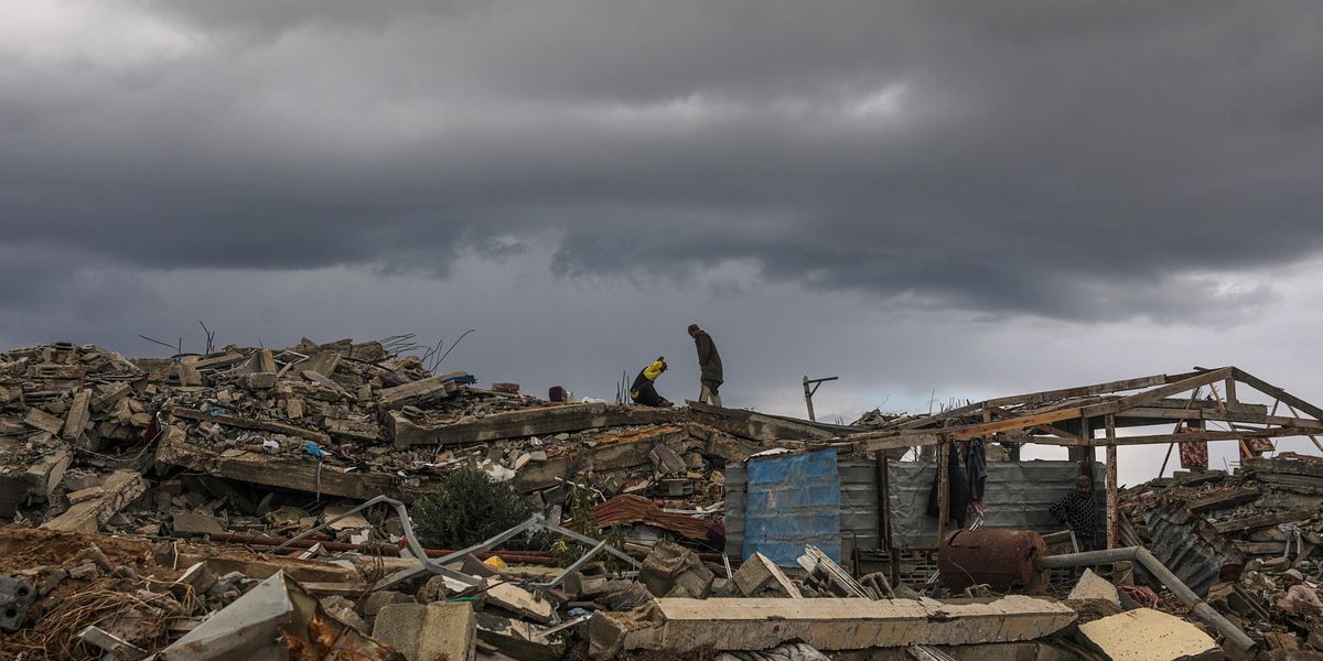 Gaza, corsa a ostacoli per salvare la tregua