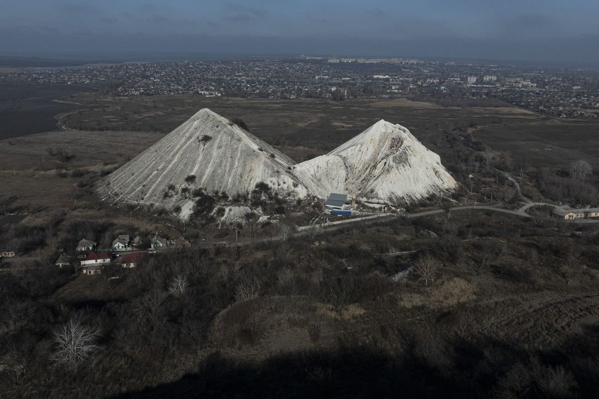 Le terre «rare» dell’Ucraina fanno comodo agli Stati Uniti. Ma solo per salvarsi la faccia