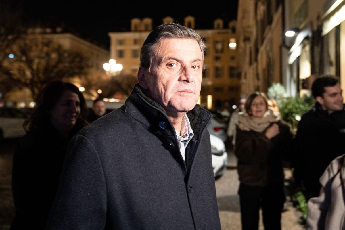 Calenda spara su governo e bollette, non sugli energivori che lo finanziano
