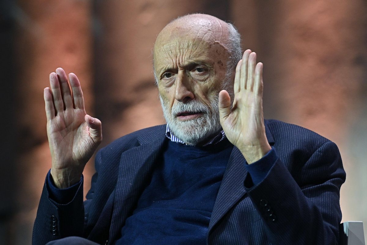 Ora si scopre che il compagno Carlin Petrini è un monarchico