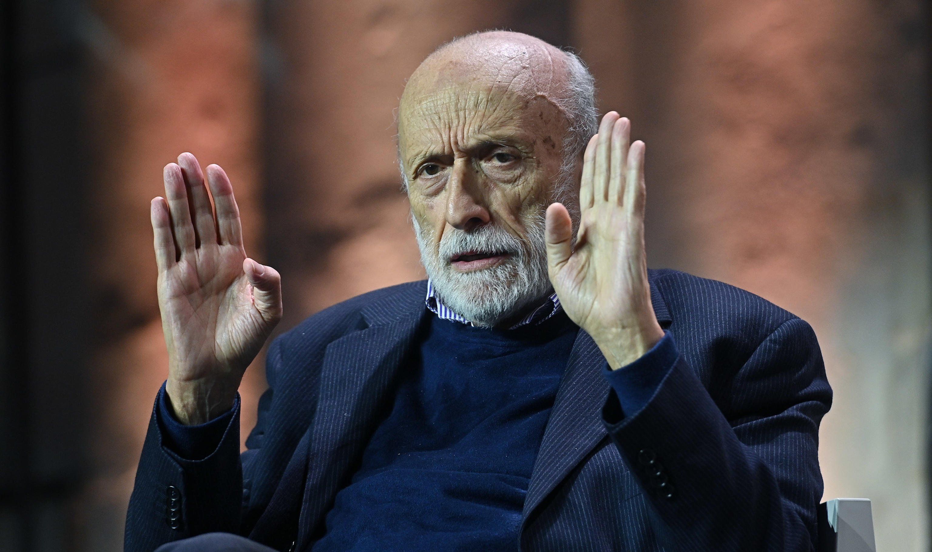 Ora si scopre che il compagno Carlin Petrini è un monarchico